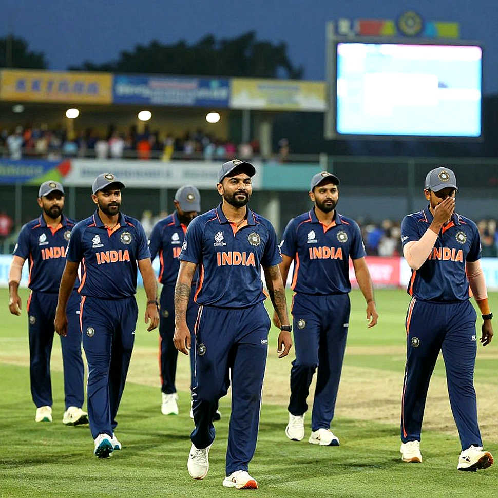 Asia's Pace and the Calendar's Debt: Body-Accounting for Fast Bowlers in the Franchise Era Asia's Pace and the Calendar's Debt: Body-Accounting for Fast Bowlers in the Franchise Era