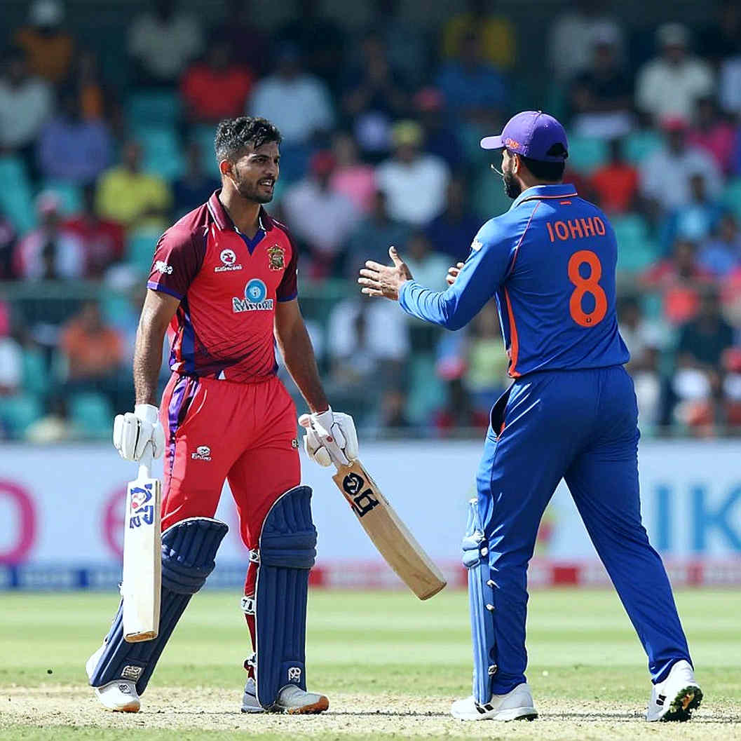 ৯০ বলে ১০৭: একটি সেঞ্চুরি যেভাবে হয়ে উঠল ঘরোয়া ক্রিকেটের দাম নির্ধারণের বিতর্ক
