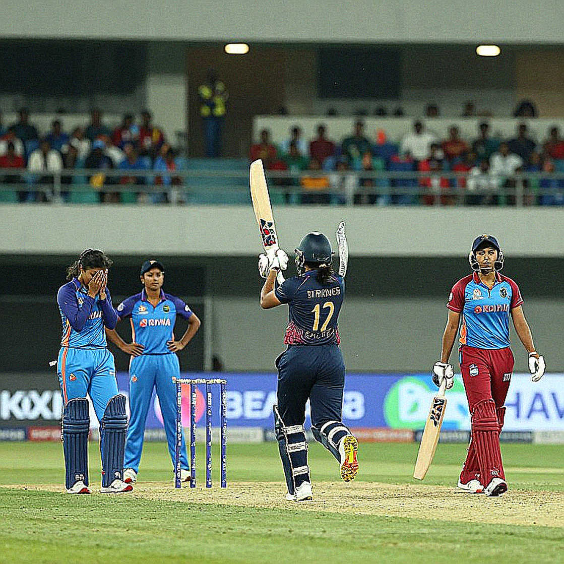 ব্লকচেইন ও ক্রিকেট ট্রান্সফার: প্রকাশ্য খাতায় লেনদেনের নতুন যুগ