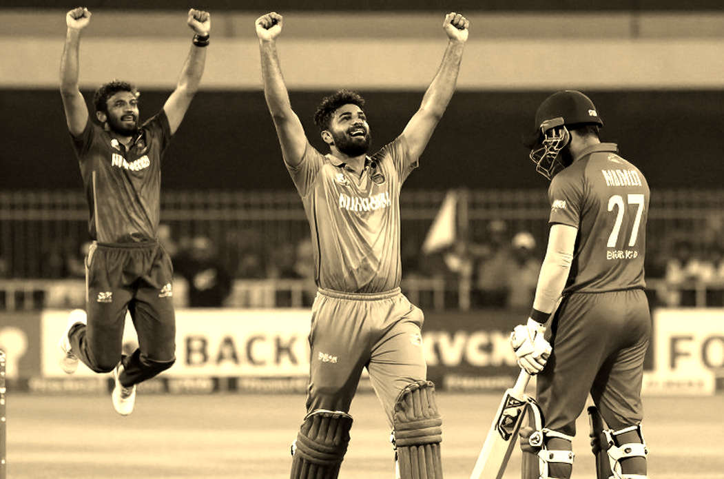 নিলামের আলো যেখানে পৌঁছায় না: বাংলাদেশের ক্রিকেটে প্রতিভার দাম কে ঠিক করে? নিলামের আলো যেখানে পৌঁছায় না: বাংলাদেশের ক্রিকেটে প্রতিভার দাম কে ঠিক করে?