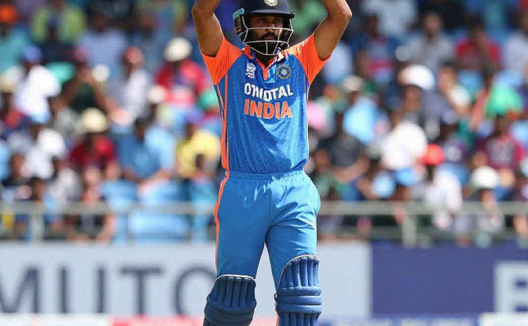 নাগোয়ায় সোনা: ৬১ রান, একটি ফাঁকা ঘর, আর এক ম্যাচের ভারী ভরসা