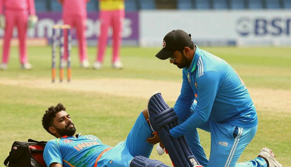 খালি ফিডের রাত: এশীয় ক্রিকেটের তথ্য-অর্থনীতি, গুজবের লেজার আর ট্রান্সফার-উইন্ডোর ডেডলাইন খালি ফিডের রাত: এশীয় ক্রিকেটের তথ্য-অর্থনীতি, গুজবের লেজার আর ট্রান্সফার-উইন্ডোর ডেডলাইন