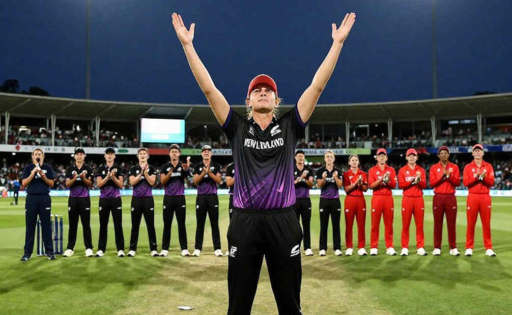 মুশফিকের হাত, বিশপের অভিষেক আর দুই একাদশেই তিন স্পিনার: টসের দিনে যে হিসাবটা কেউ করেনি