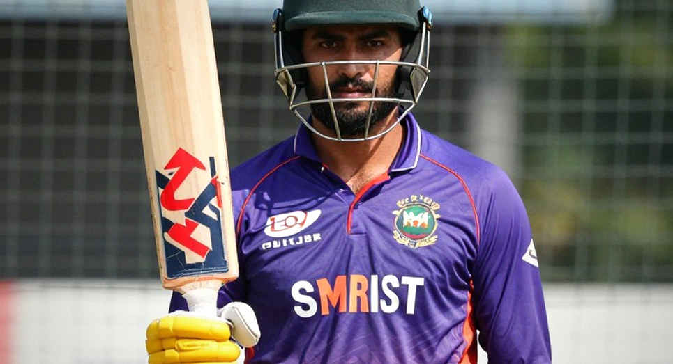 ডিউক বিদায়, আবার কুকাবুরা: ব্যাটসম্যানের বাড়তি সুবিধা আর পেস বোলারদের নীরব খতিয়ান ডিউক বিদায়, আবার কুকাবুরা: ব্যাটসম্যানের বাড়তি সুবিধা আর পেস বোলারদের নীরব খতিয়ান