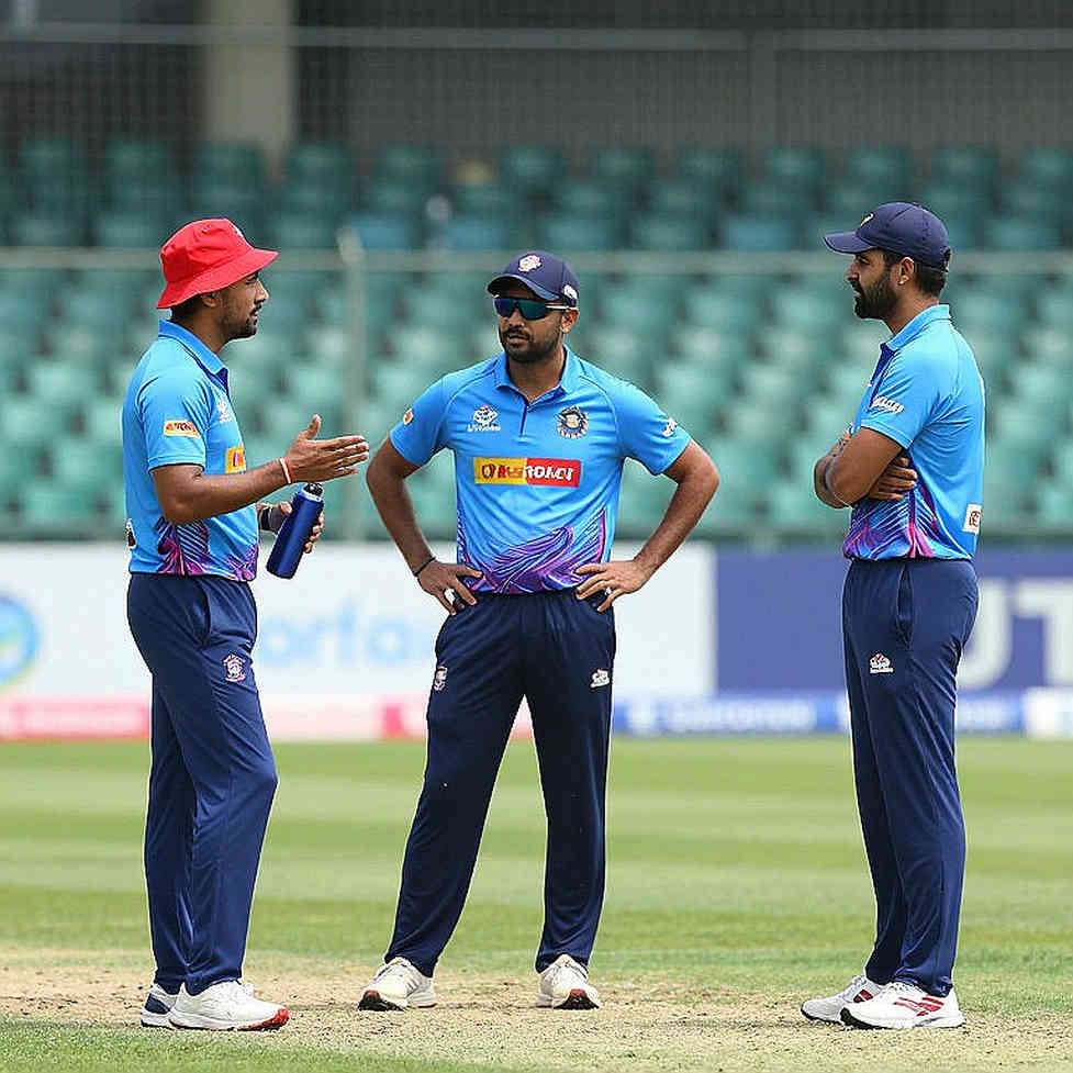 দুই পয়েন্টের ধাপ: ওয়ানডে র‍্যাঙ্কিংয়ে ইংল্যান্ডকে টপকে গেল আফগানিস্তান