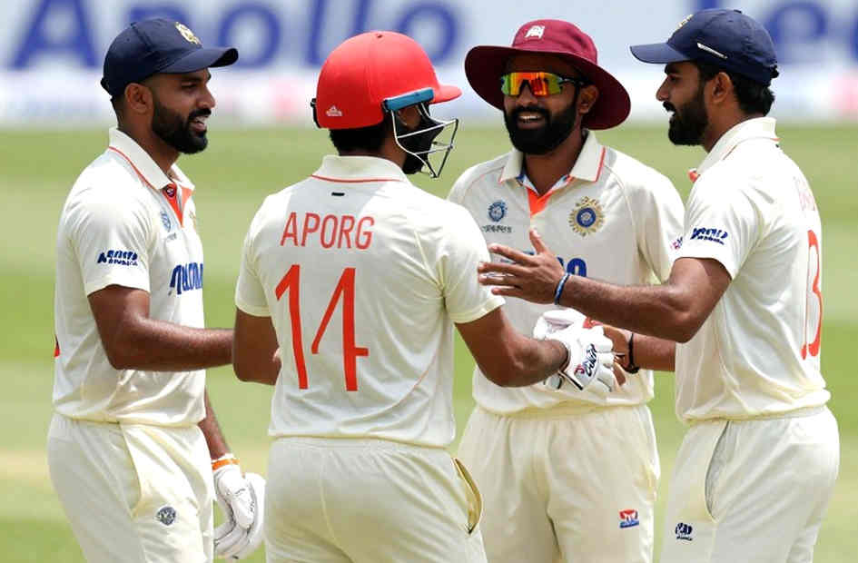 রণজি ট্রফির প্রথম দিন: লেজারে তারিখ লেখা, স্কোরকার্ড এখনও ফাঁকা রণজি ট্রফির প্রথম দিন: লেজারে তারিখ লেখা, স্কোরকার্ড এখনও ফাঁকা