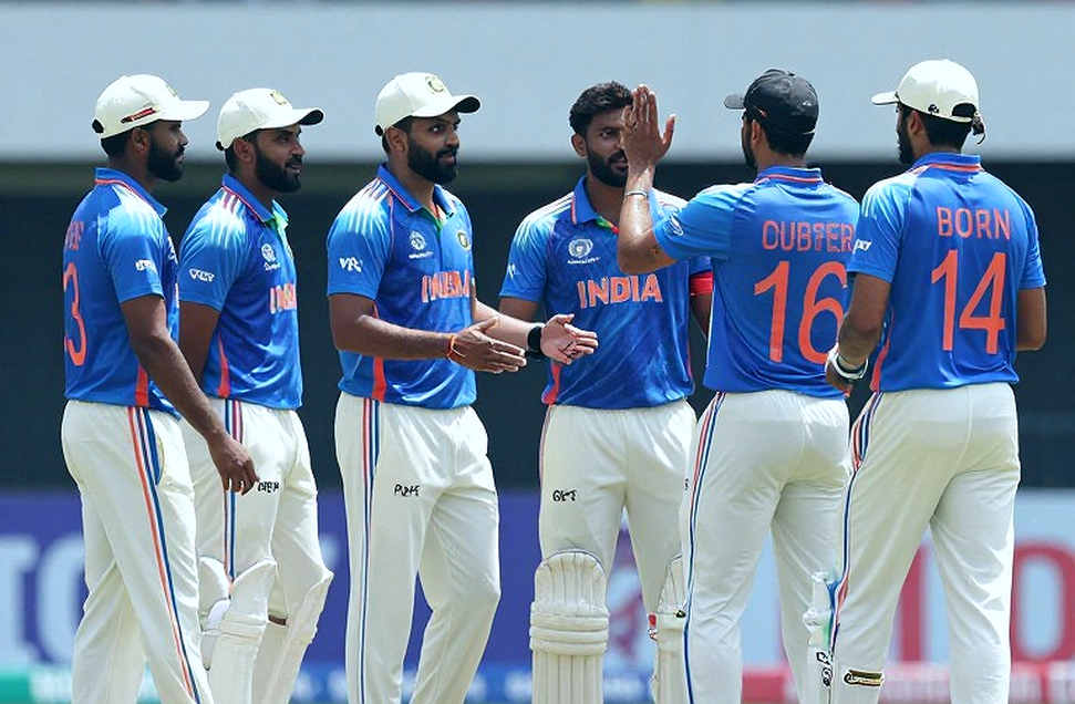 Cricket on the Chain: Data, Fan Tokens and the Reality of Blockchain